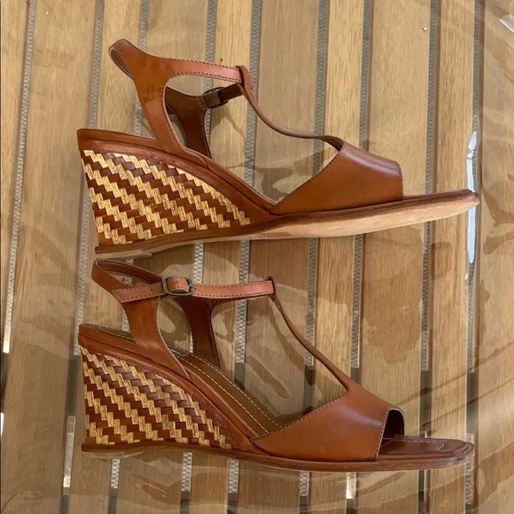 Nickels Women's Brown Leather Sandals - Picture 5 of 10